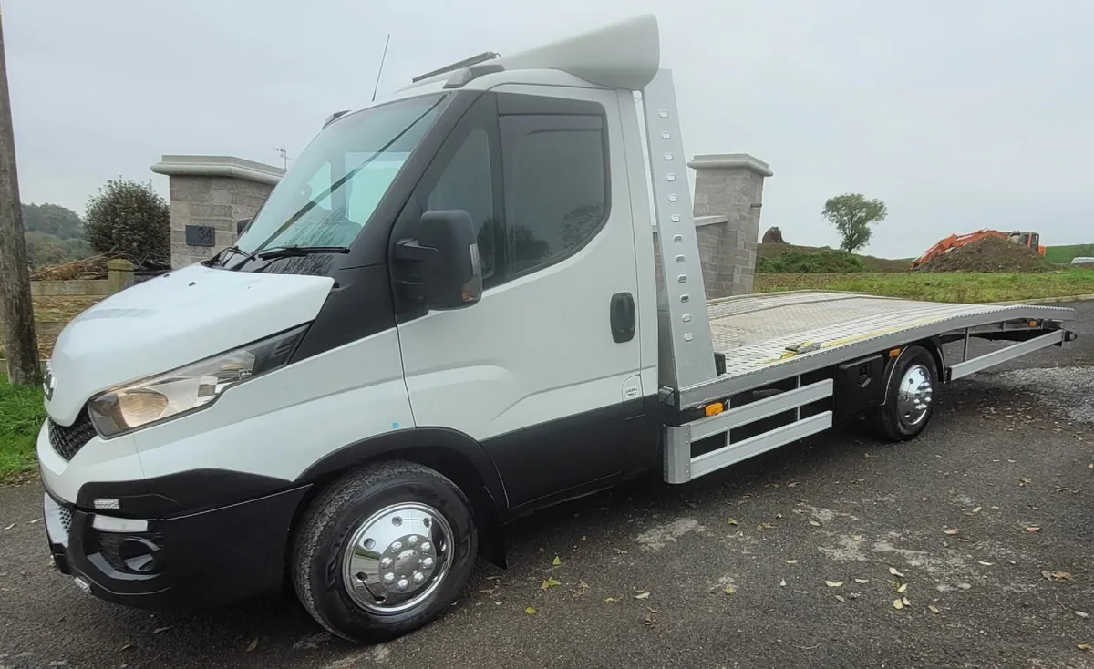 2016 Iveco Daily Recovery Winch/Airbags/Towbar Top - Image 1