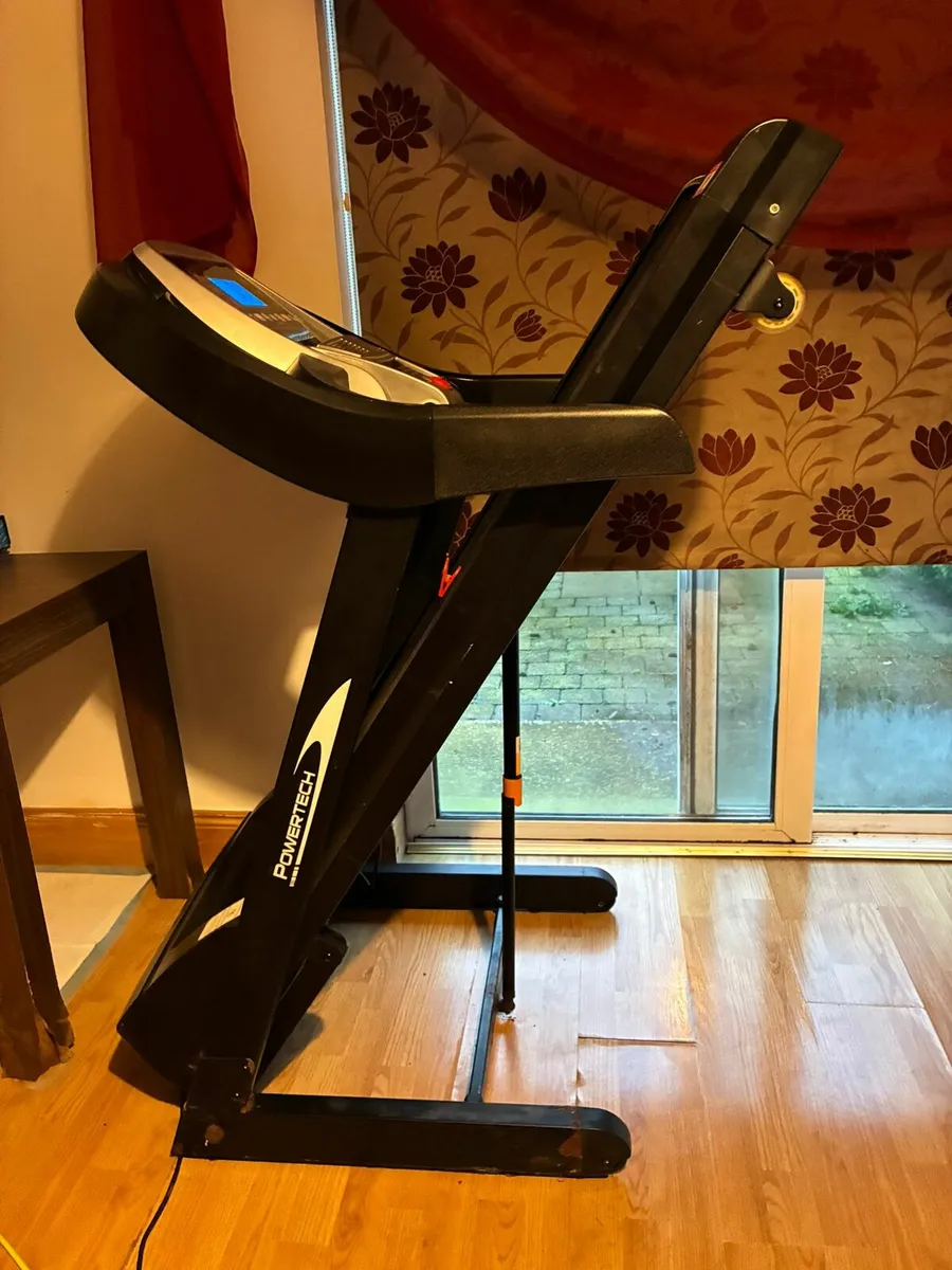 Powertech T900 treadmill - Image 2