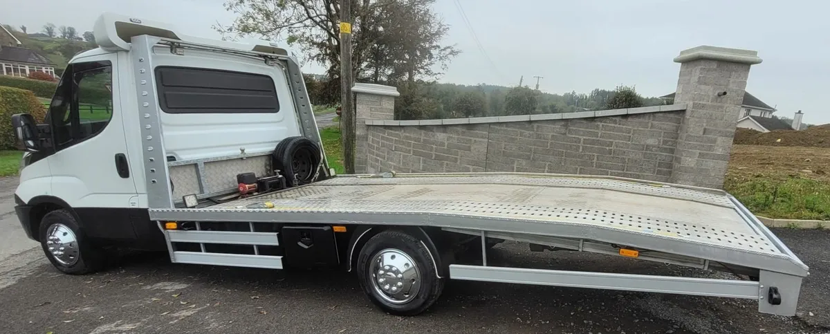 2016 Iveco Daily Recovery Winch/Airbags/Towbar Top - Image 3