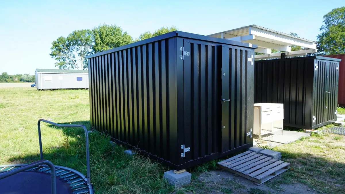 Storage Container Cabin – Maintenance Free! - Image 2