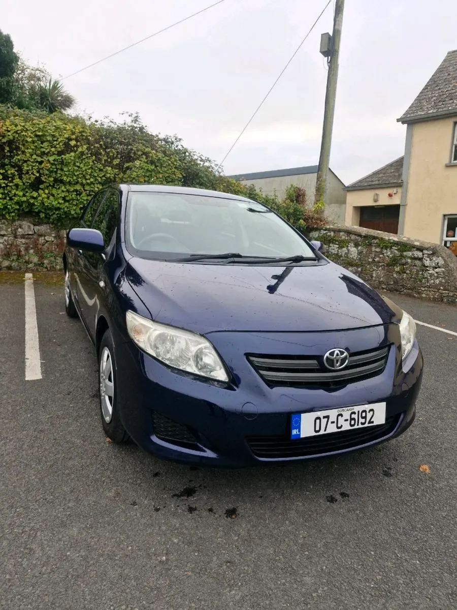 Toyota corolla - Image 2