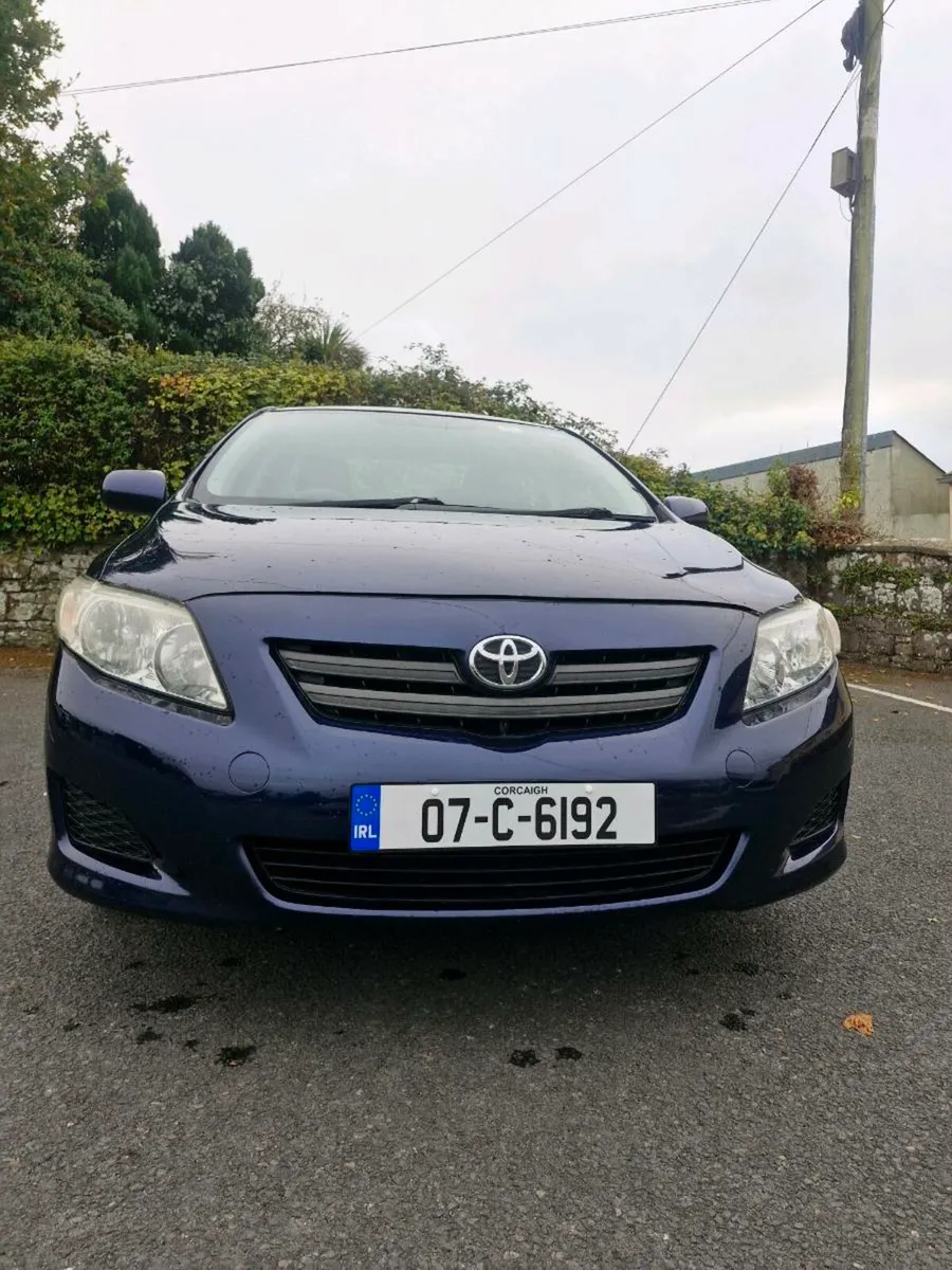 Toyota corolla - Image 3