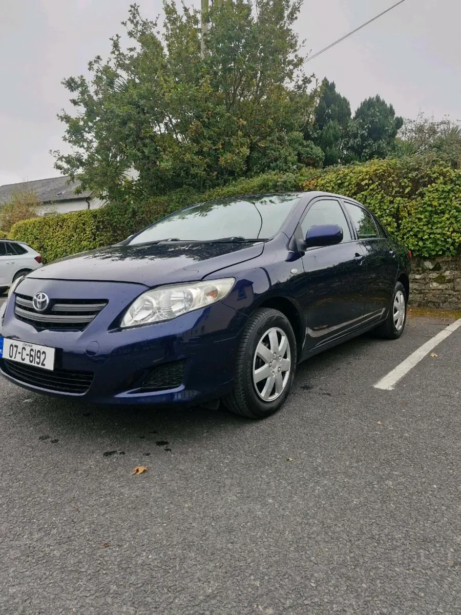Toyota corolla - Image 4