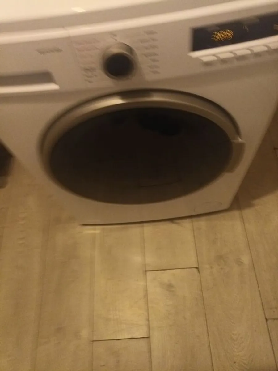 NordMende Washer Dryer - Image 2