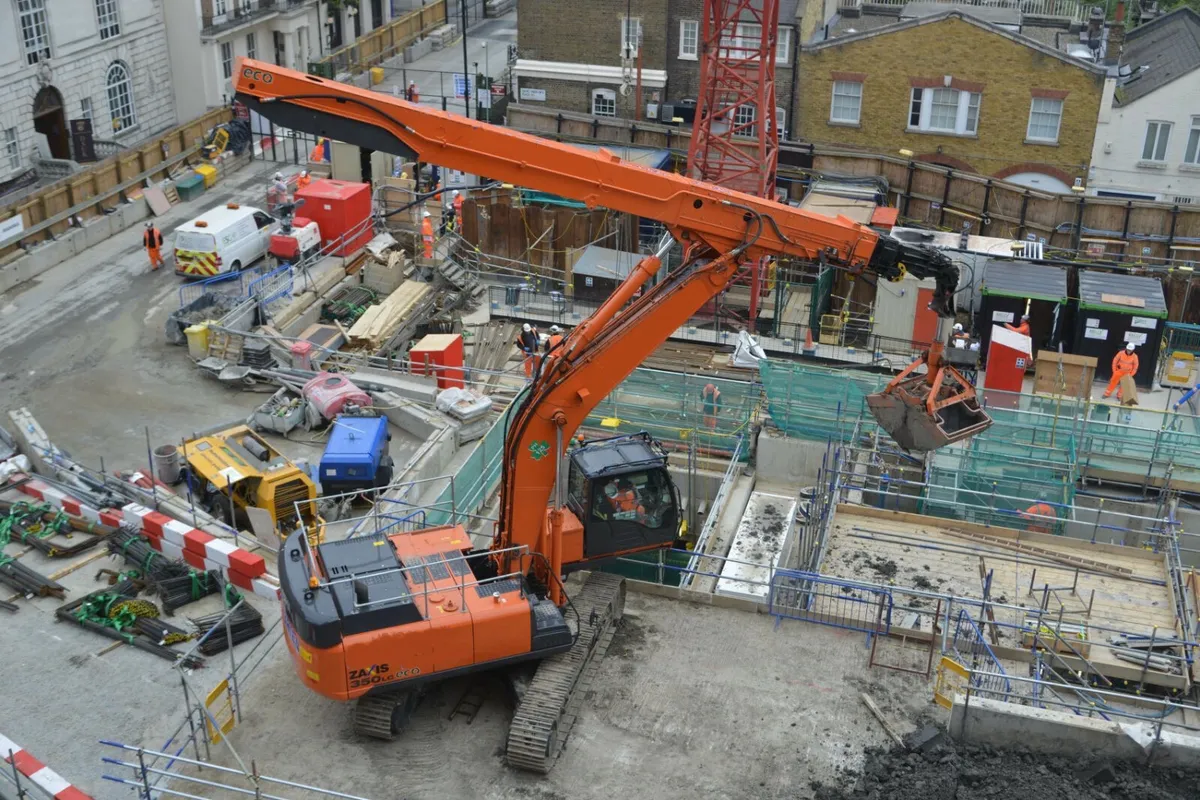 2009 Hitachi ZX350 Telescopic Excavator - MULLANS