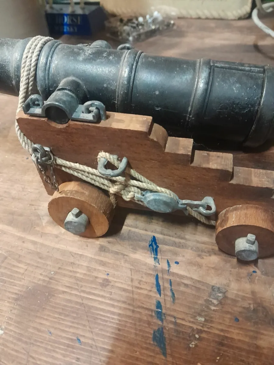 Minature deck cannon model - Image 3
