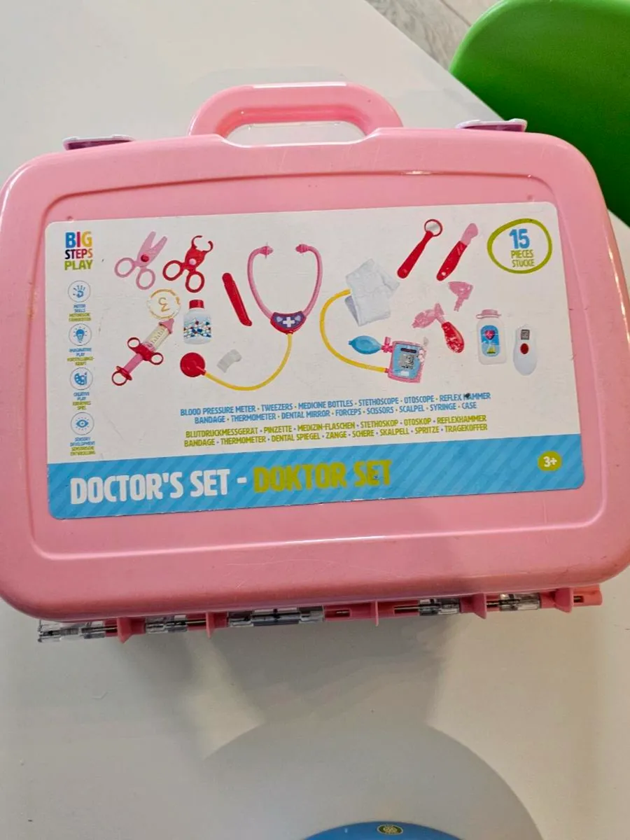 Toys - Image 3