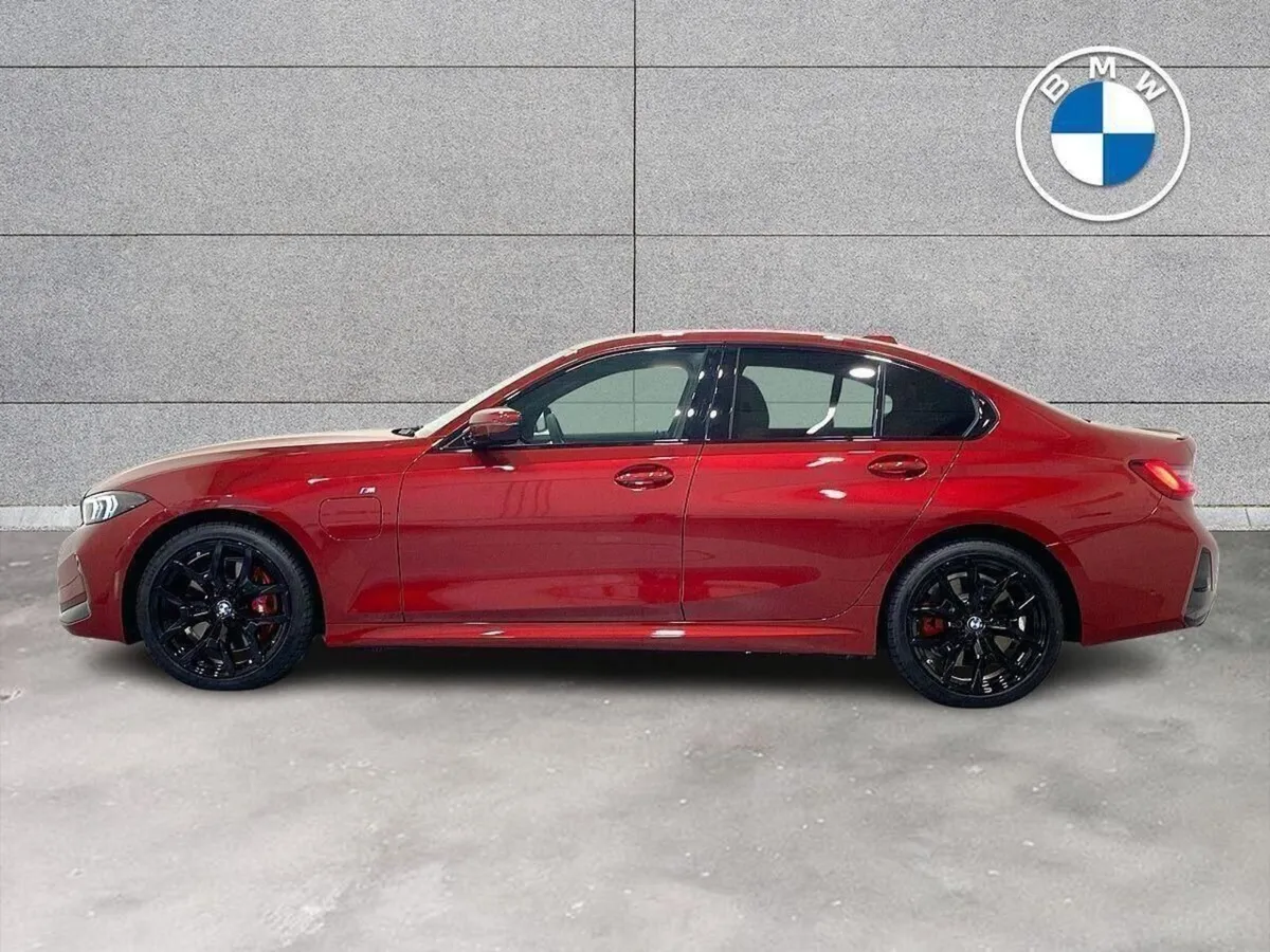 BMW 3 Series 330e M Sport Saloon - Image 4