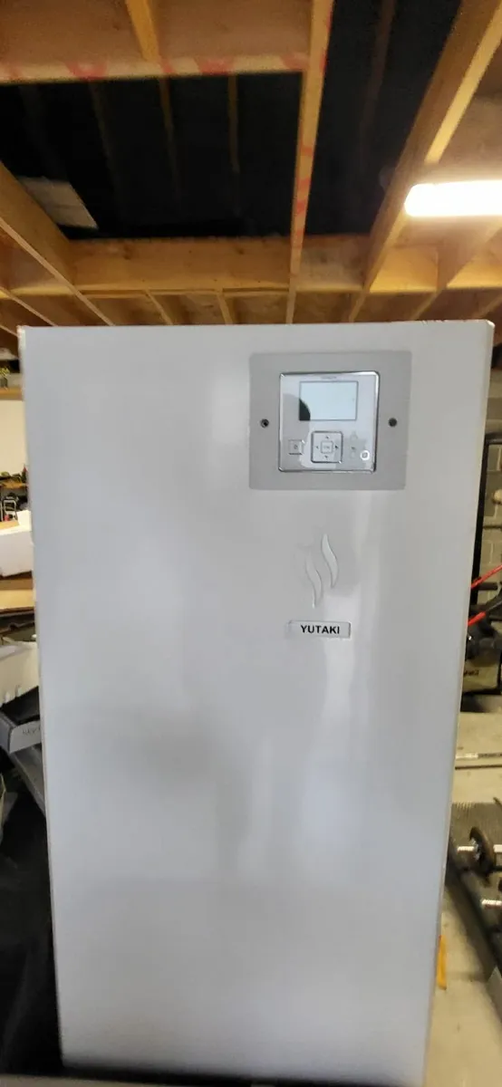Hitachi Yutaki Heat Pump System – 3.5 kW Outdoor U - Image 2