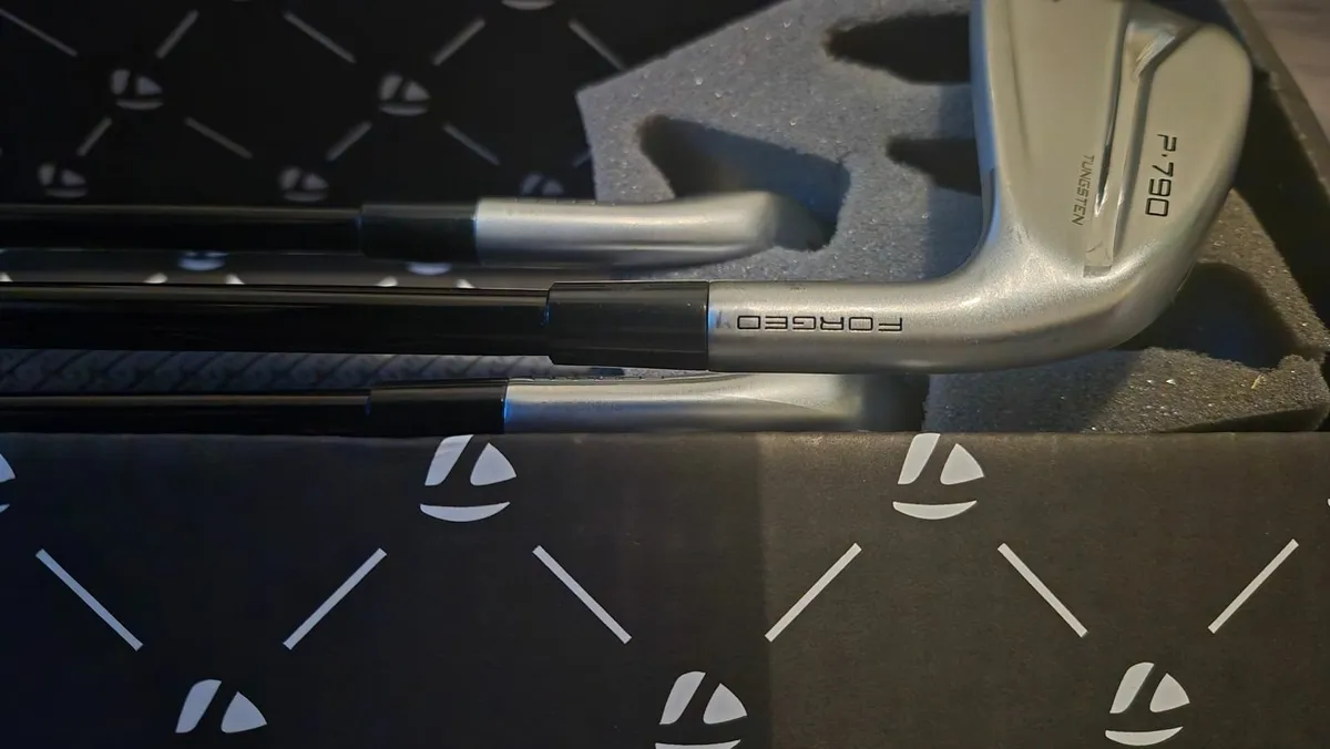 Taylormade P790 Fordged Irons - Image 2