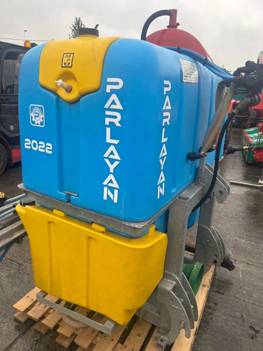 PARLAYAN 1000 LTR SPRAYER - Image 3