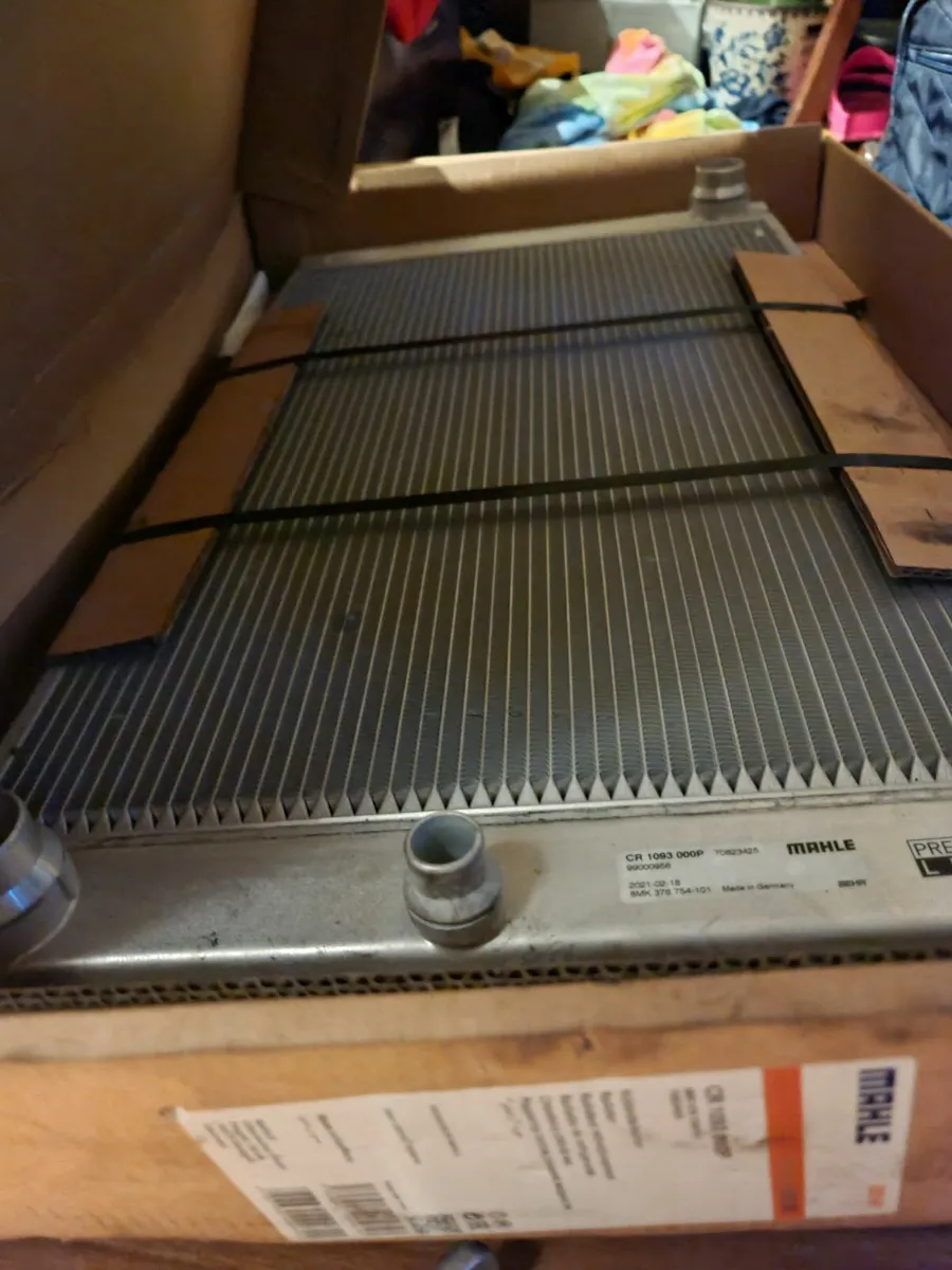 Car Radiator BMW 5 Series E61,E61Auto, BMW 6 Serie - Image 2