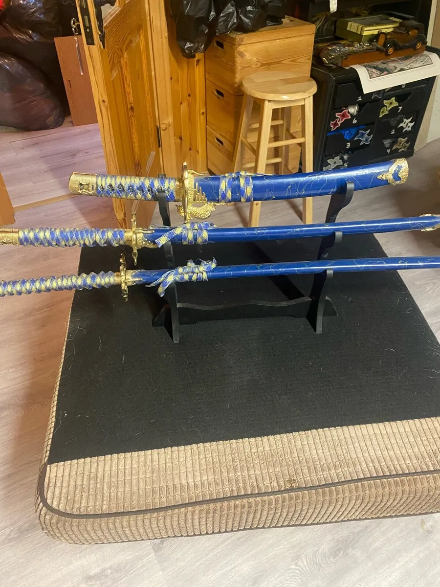 Replica Samurai Swords - Image 1