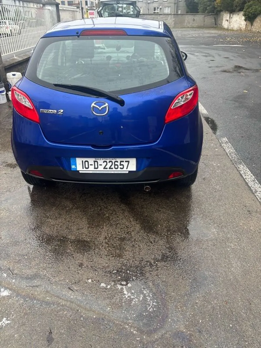2010 Mazda 2 - excellent condition - Image 3