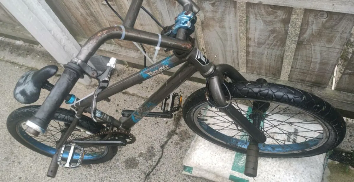 BMX bike - Image 2