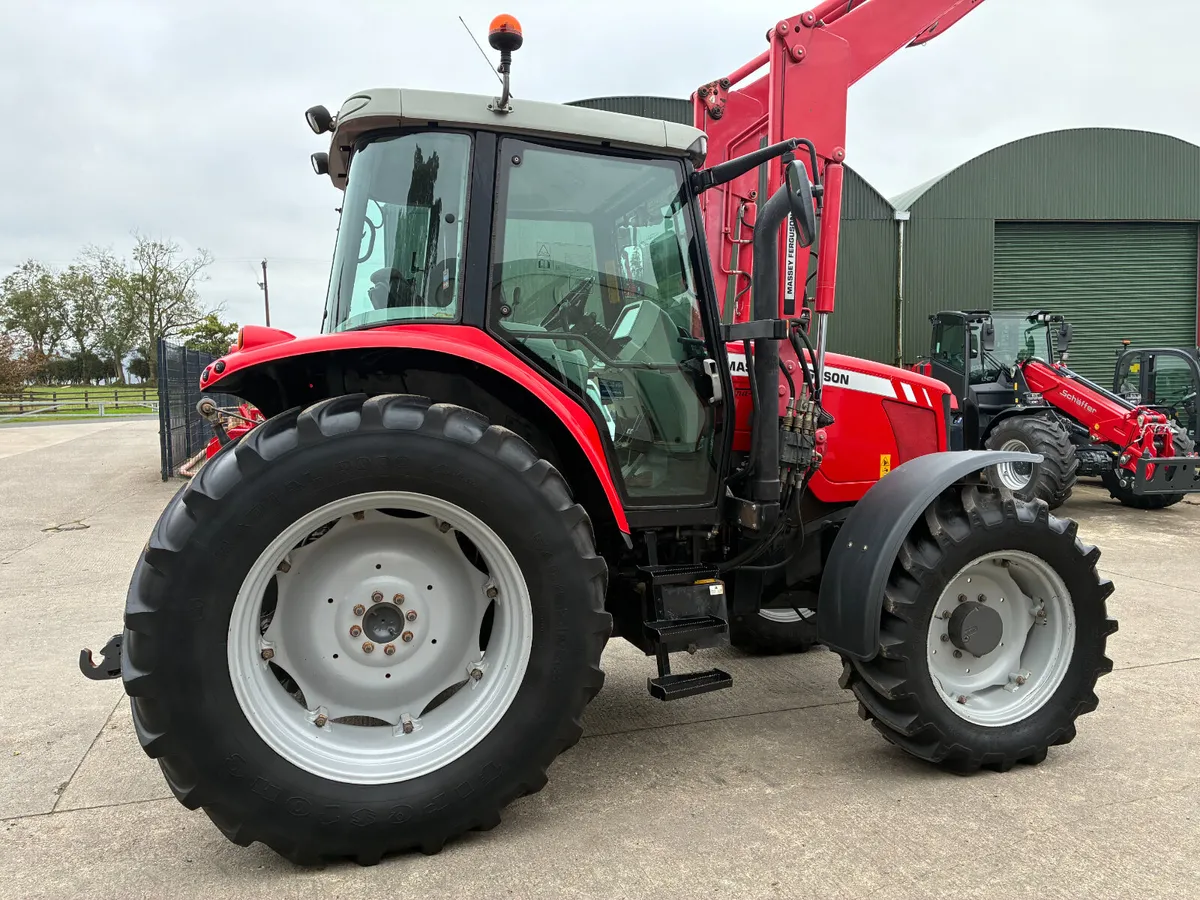Massey Ferguson 5460 - Image 3