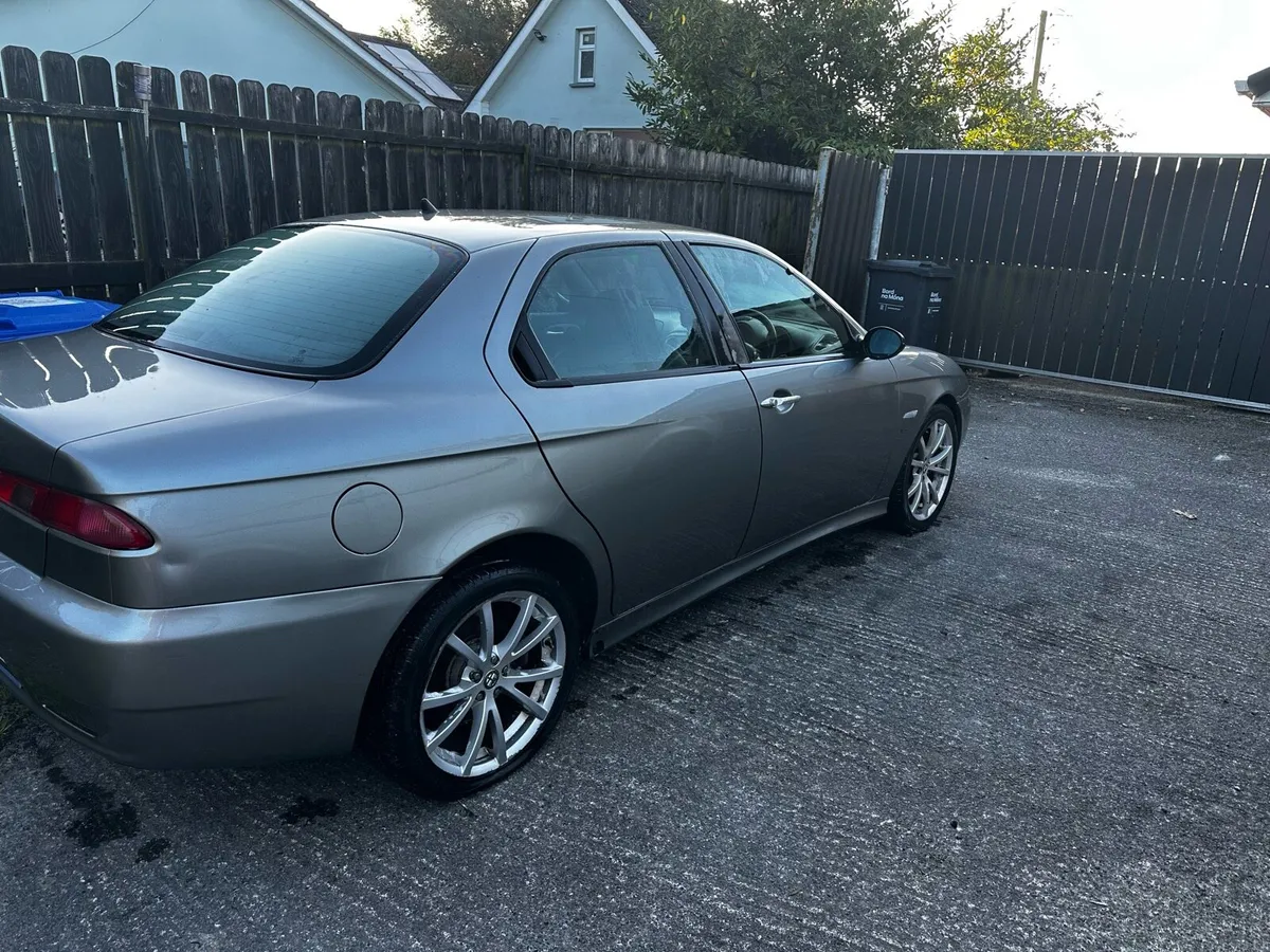Alfa Romeo 156 v6 - Image 2