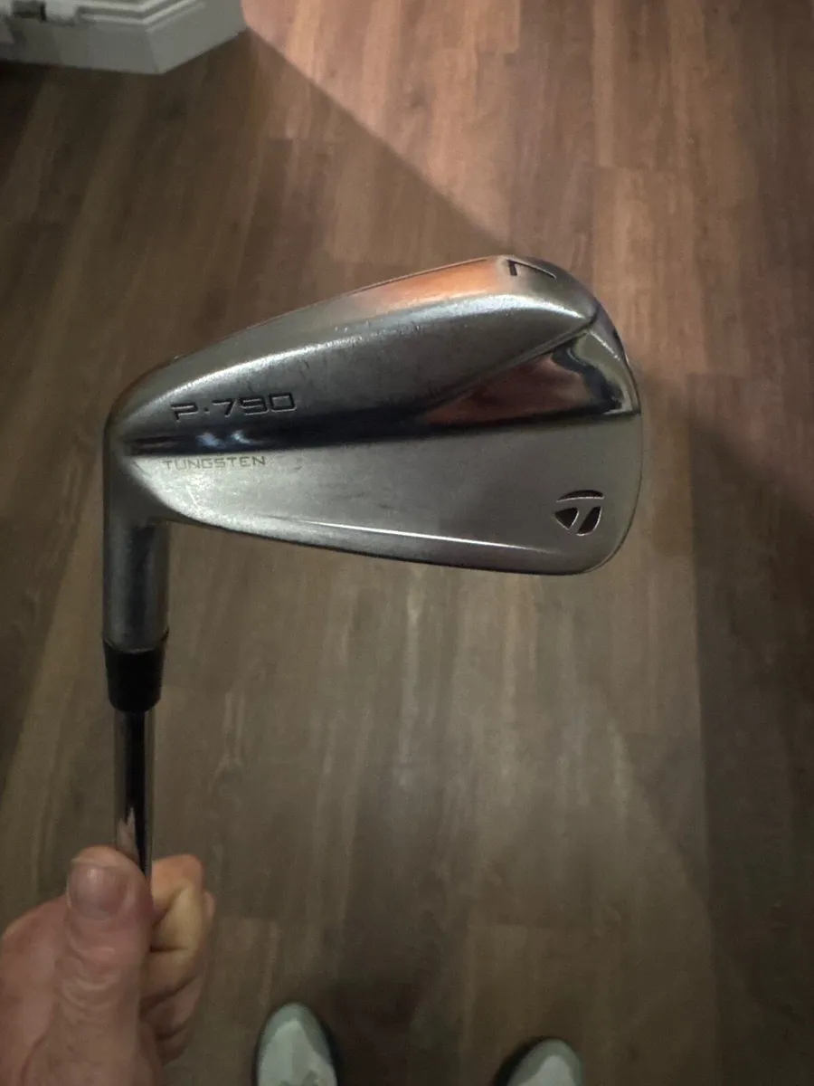 Left hand P790 irons - Image 2