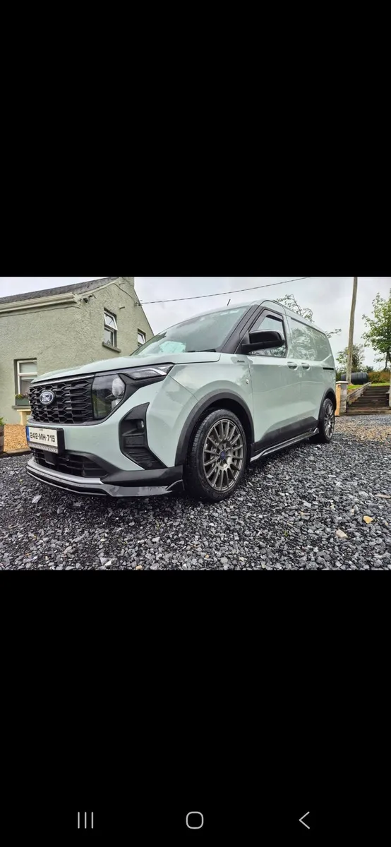 Ford Courier - Image 1