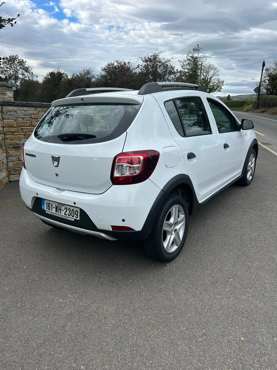 2016 Dacia sandero stepway - Image 4