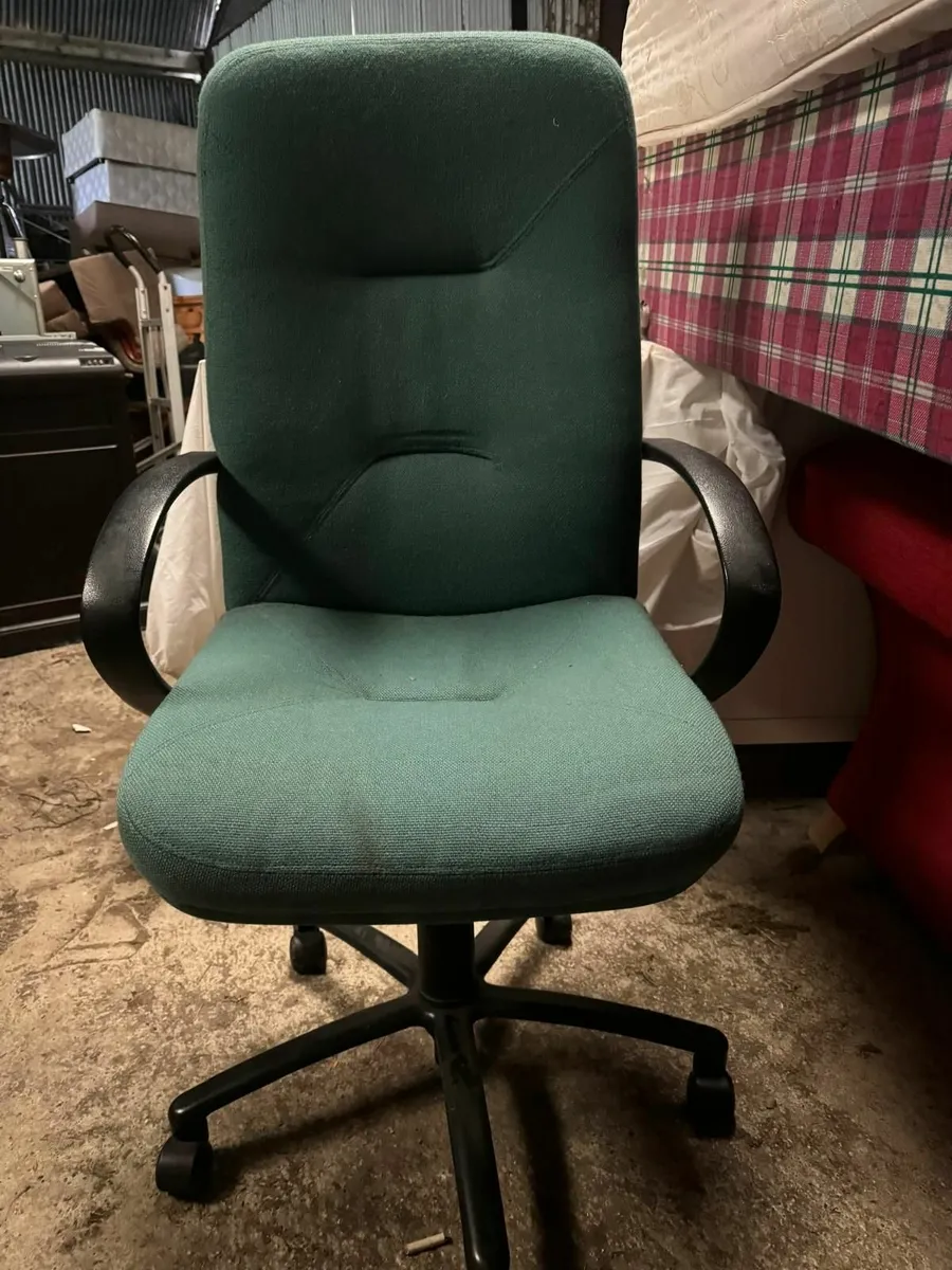 office chair - Image 1