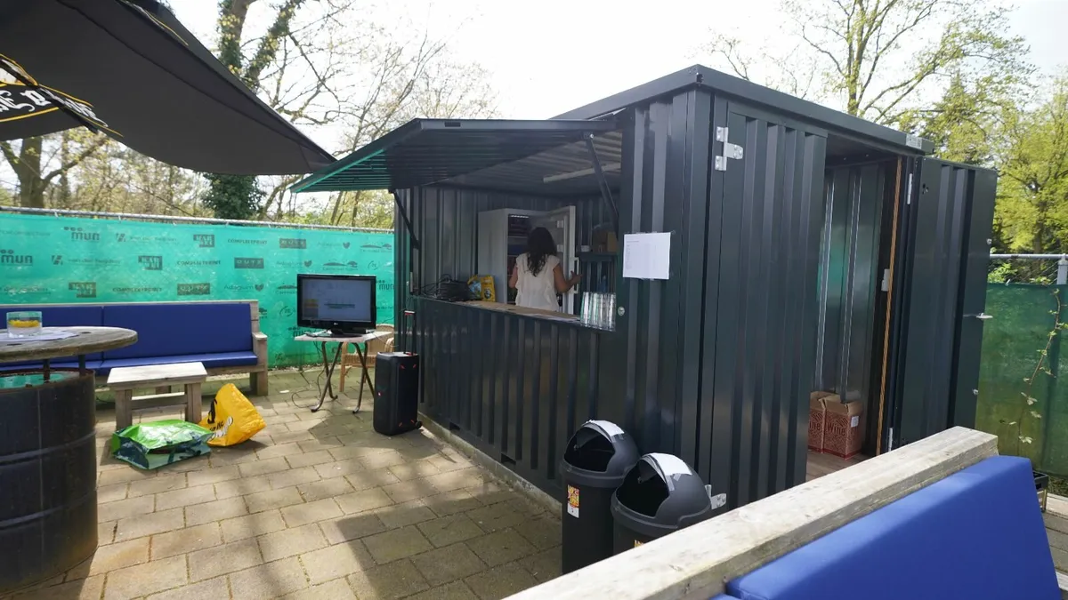 Backyard Bar Container – Great for Parties - Image 1