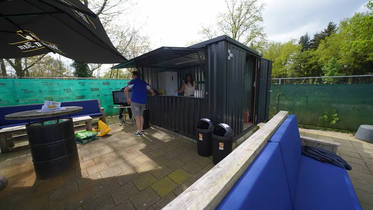 Backyard Bar Container – Great for Parties - Image 2