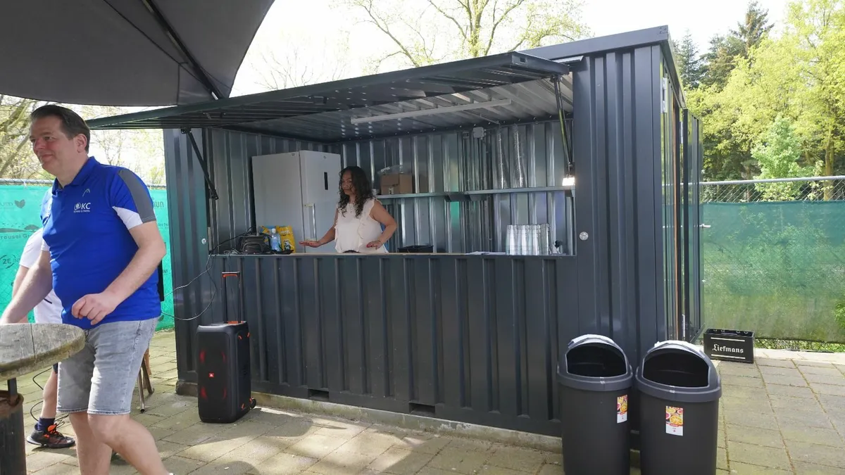 Backyard Bar Container – Great for Parties - Image 4