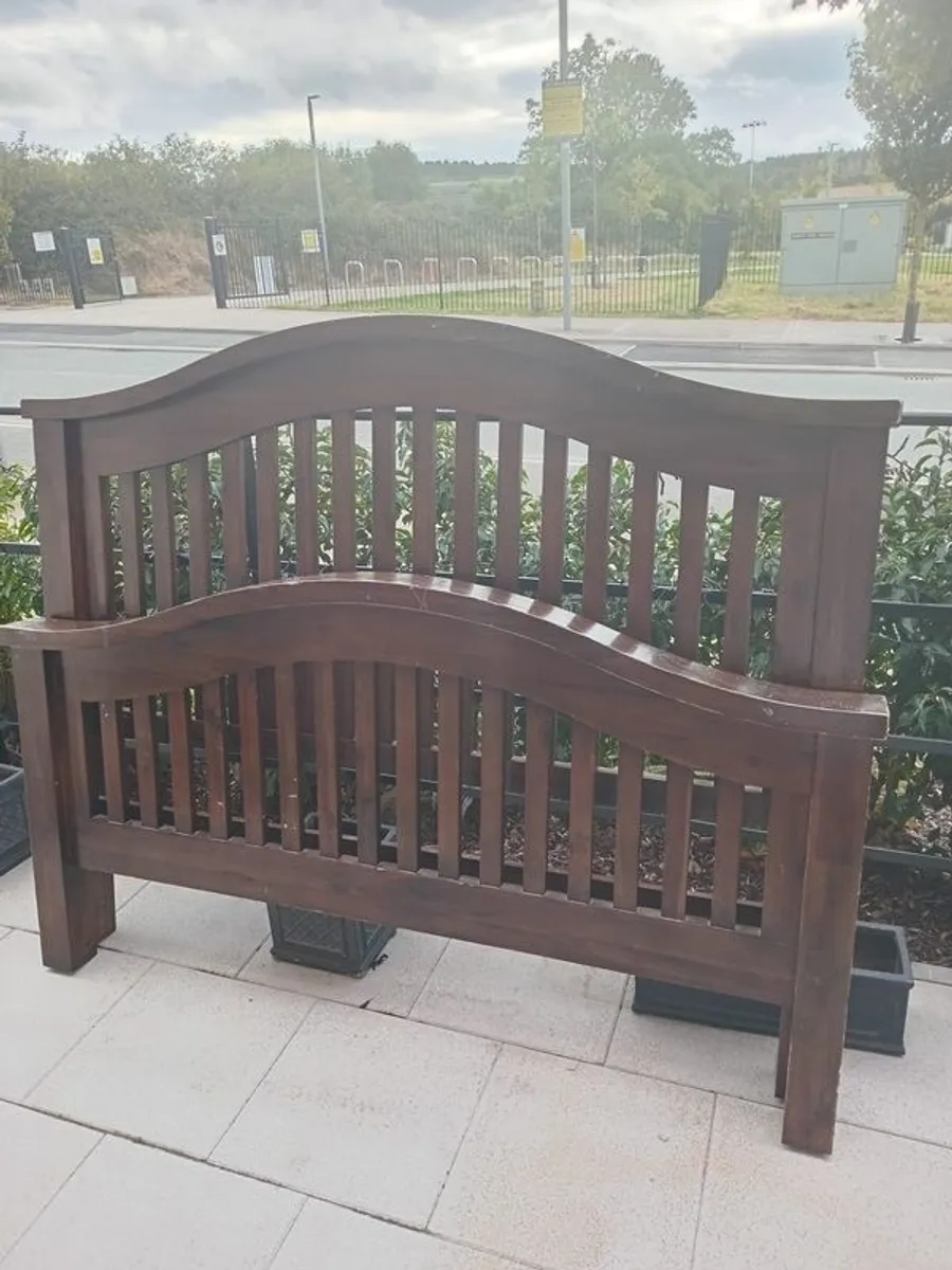 king sizes bed - Image 1