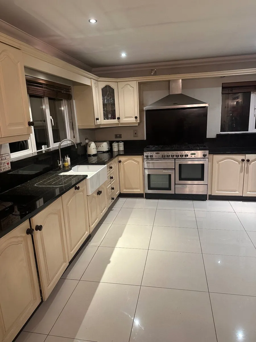 Kitchen For Sale ( Oak in Cream ) - Image 3