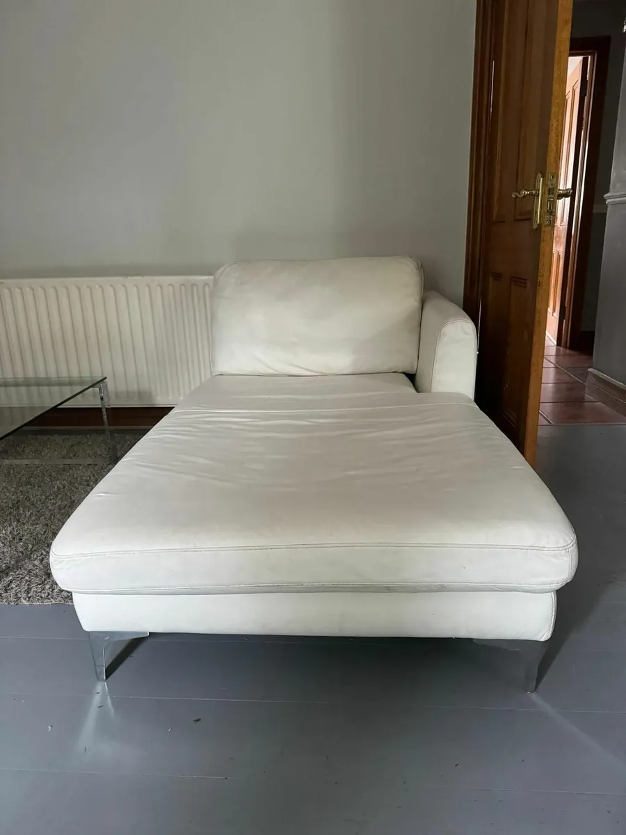 white leather bed - Image 2