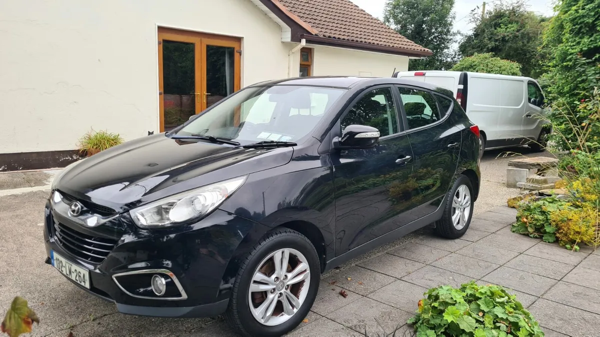 HYUNDAI IX35 - Image 1