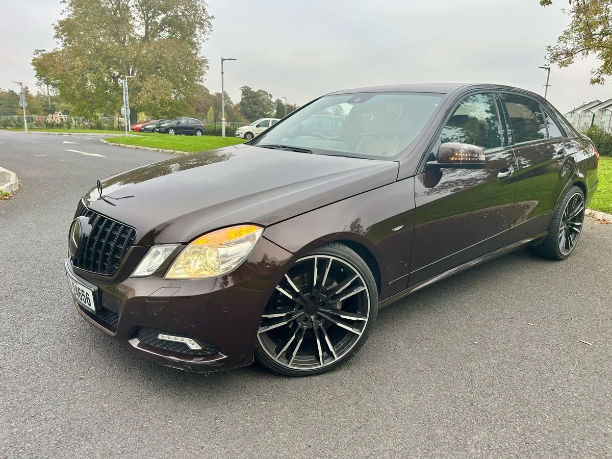 Mercedes E - Class.  NCT 10.26 - Image 2