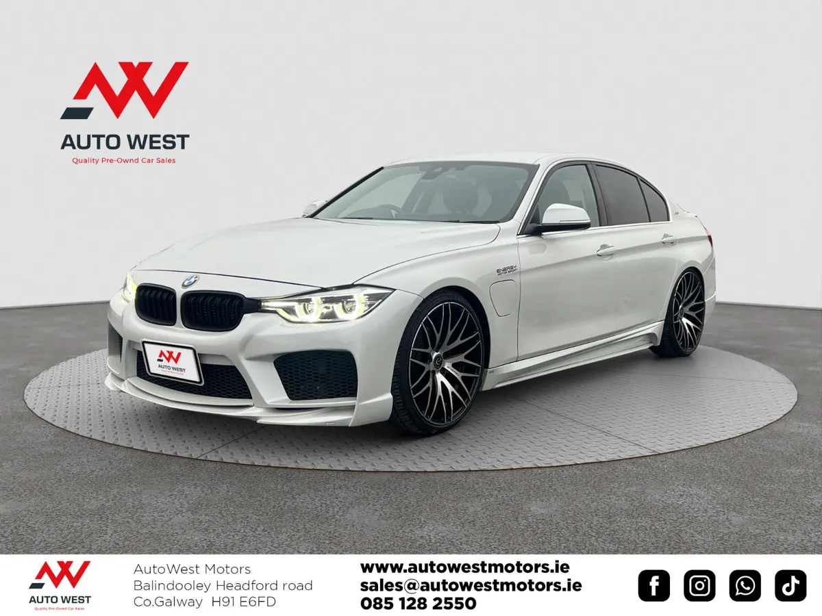 2016 BMW 330E Plug-In Hybrid AUTOMATIC - Image 3