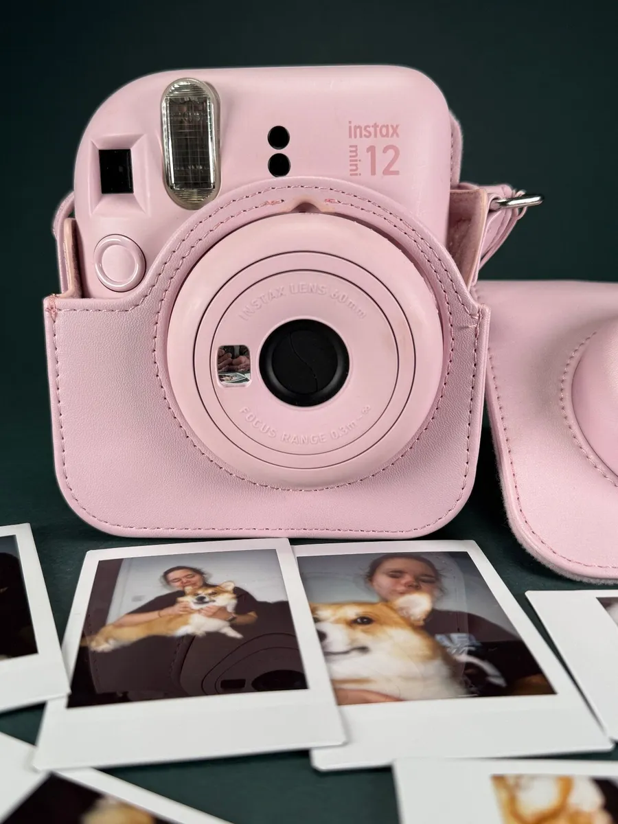 Fujifilm Instax Mini 12 Instant Camera - Image 1