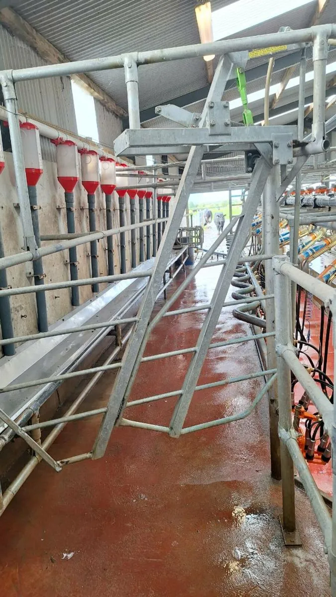 Milking Machine - Image 3