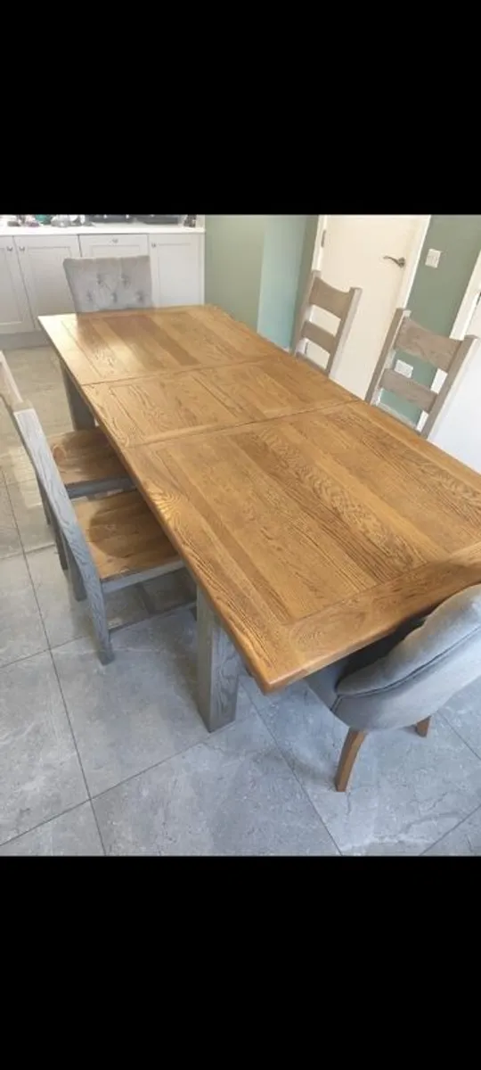 Extendable Kitchen Table & Chairs - Image 2