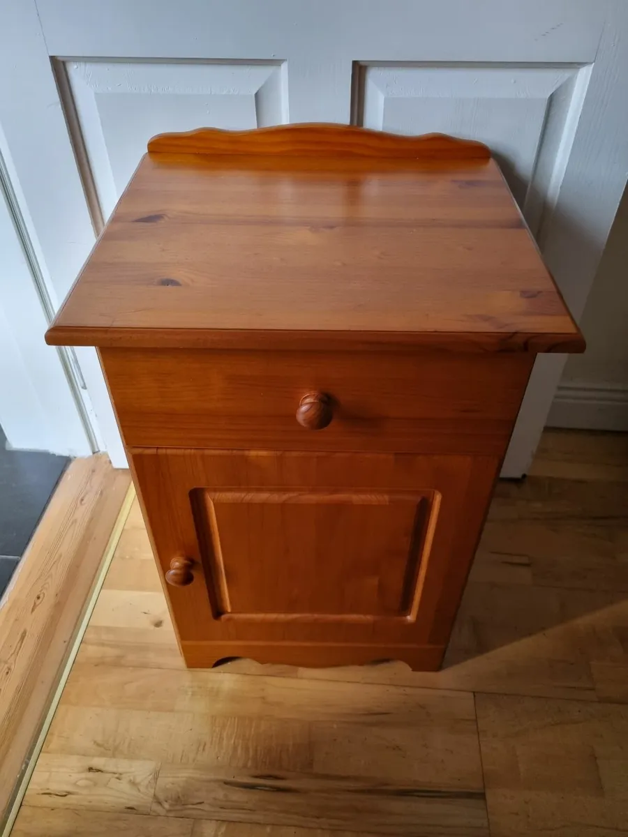 Bedside locker table - Image 3