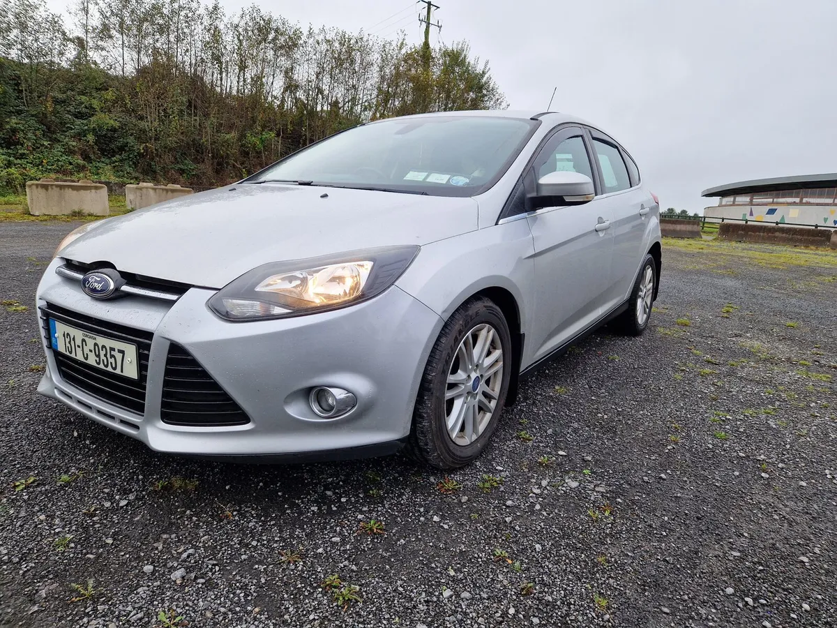 Ford Focus 2013 - Image 2