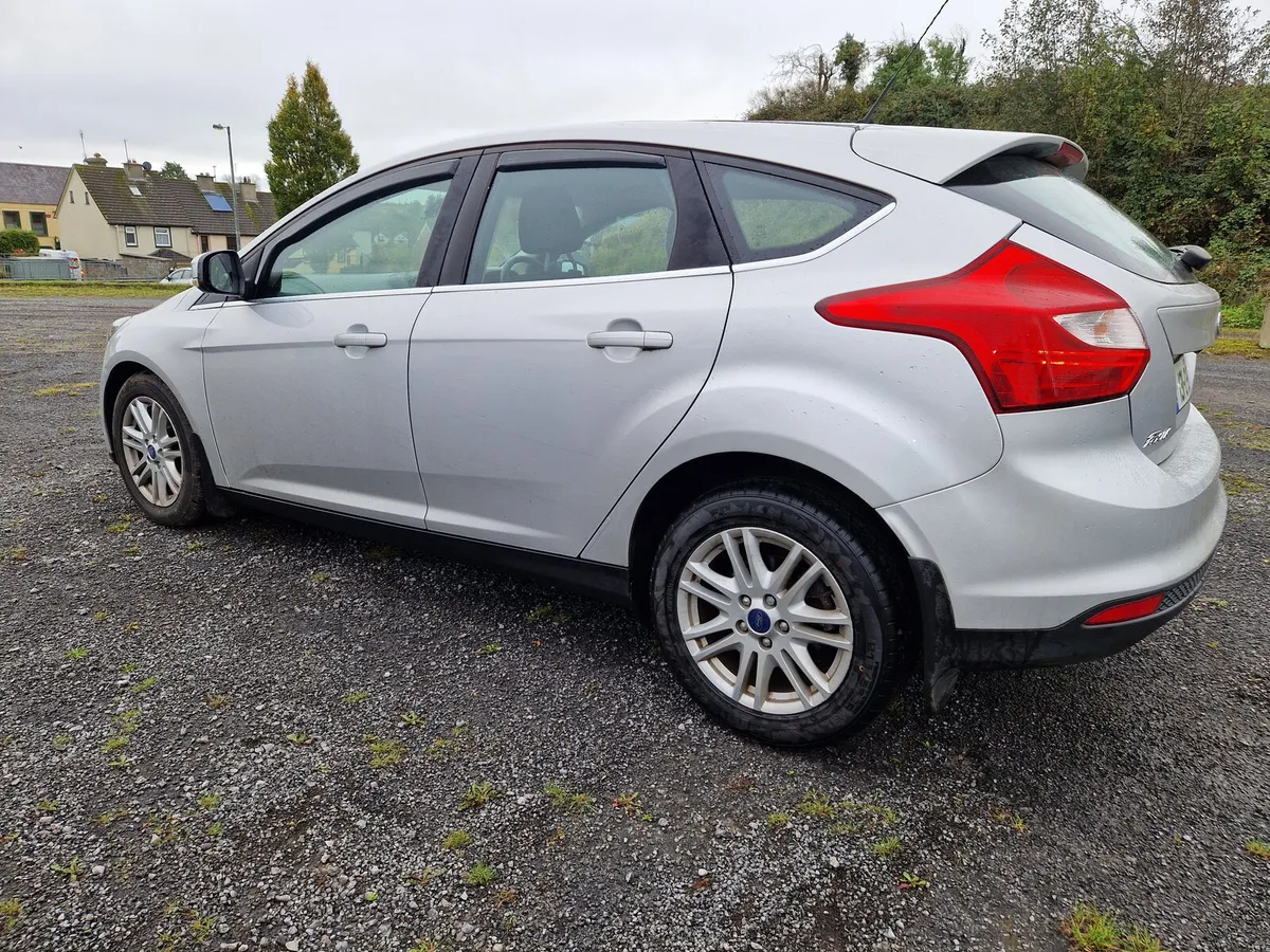 Ford Focus 2013 - Image 3
