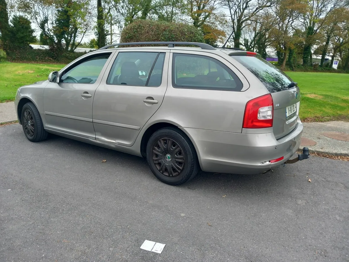 11 SKODA OCTAVIA 1.6 DIESEL €2750 - Image 2