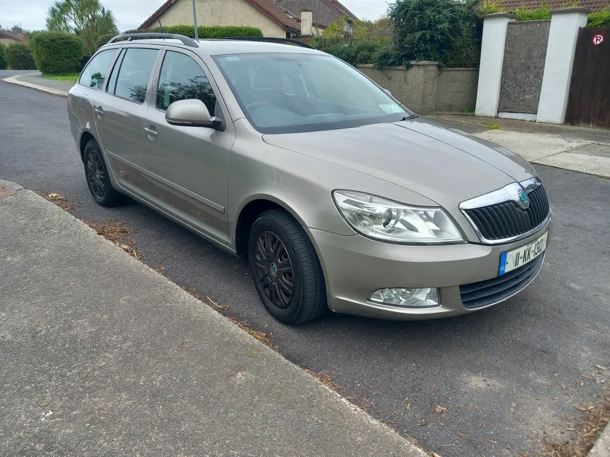 11 SKODA OCTAVIA 1.6 DIESEL €2750 - Image 3