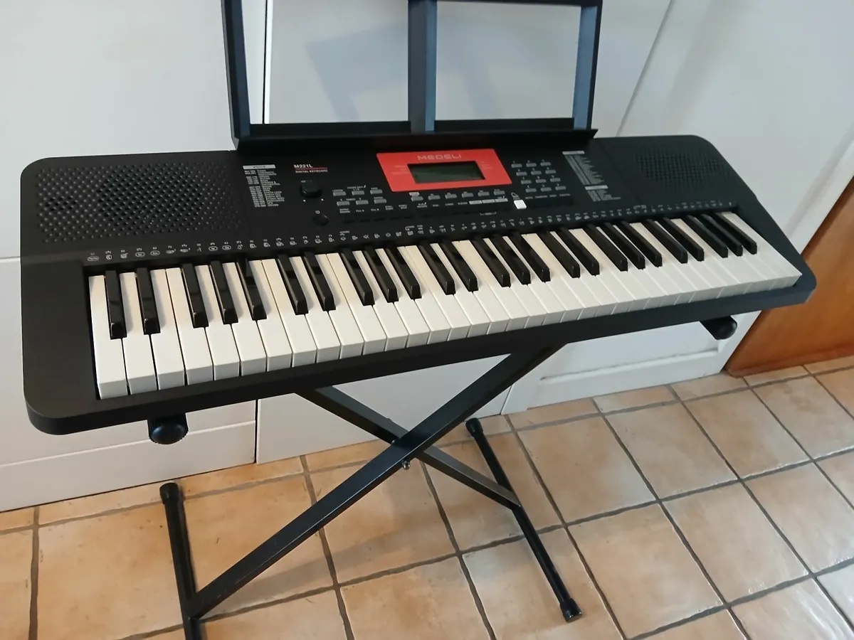 Electric digital keyboard,  stand & carry bag - Image 1