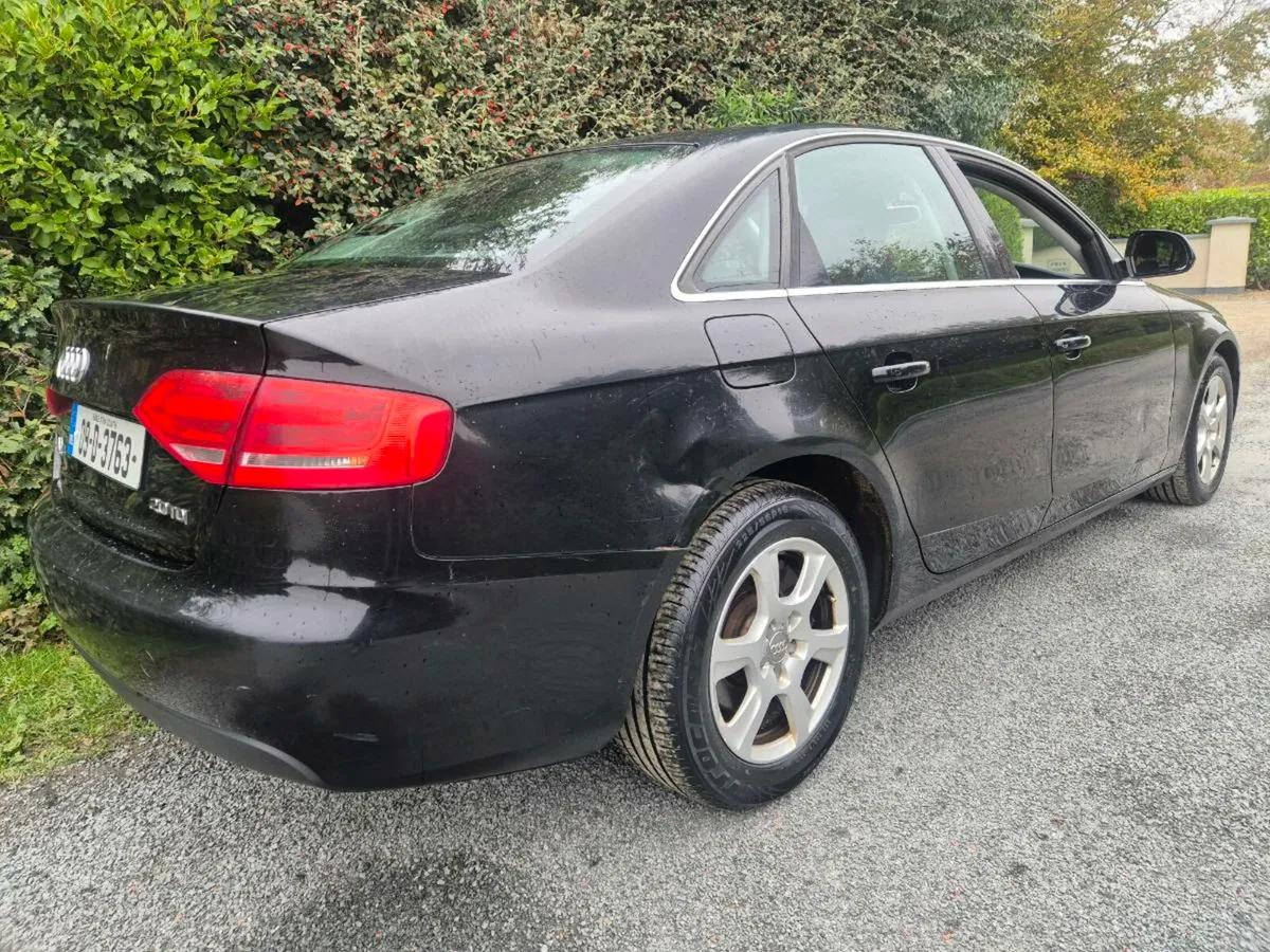 2009'AUDI A4 2.0 TDI NCT 05/26 - Image 4