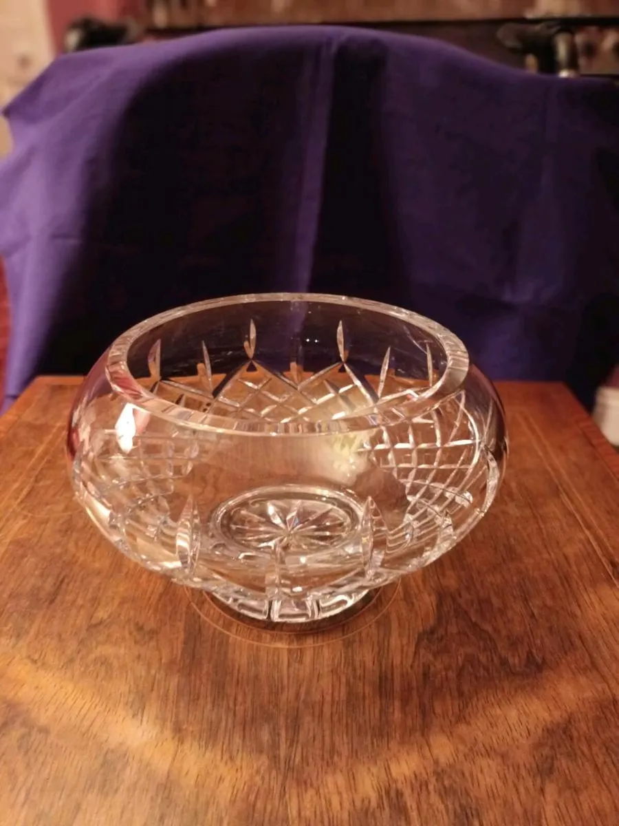 GALWAY Irish  Crystal  LONGFORD 8 inch Footed Bowl - Image 1