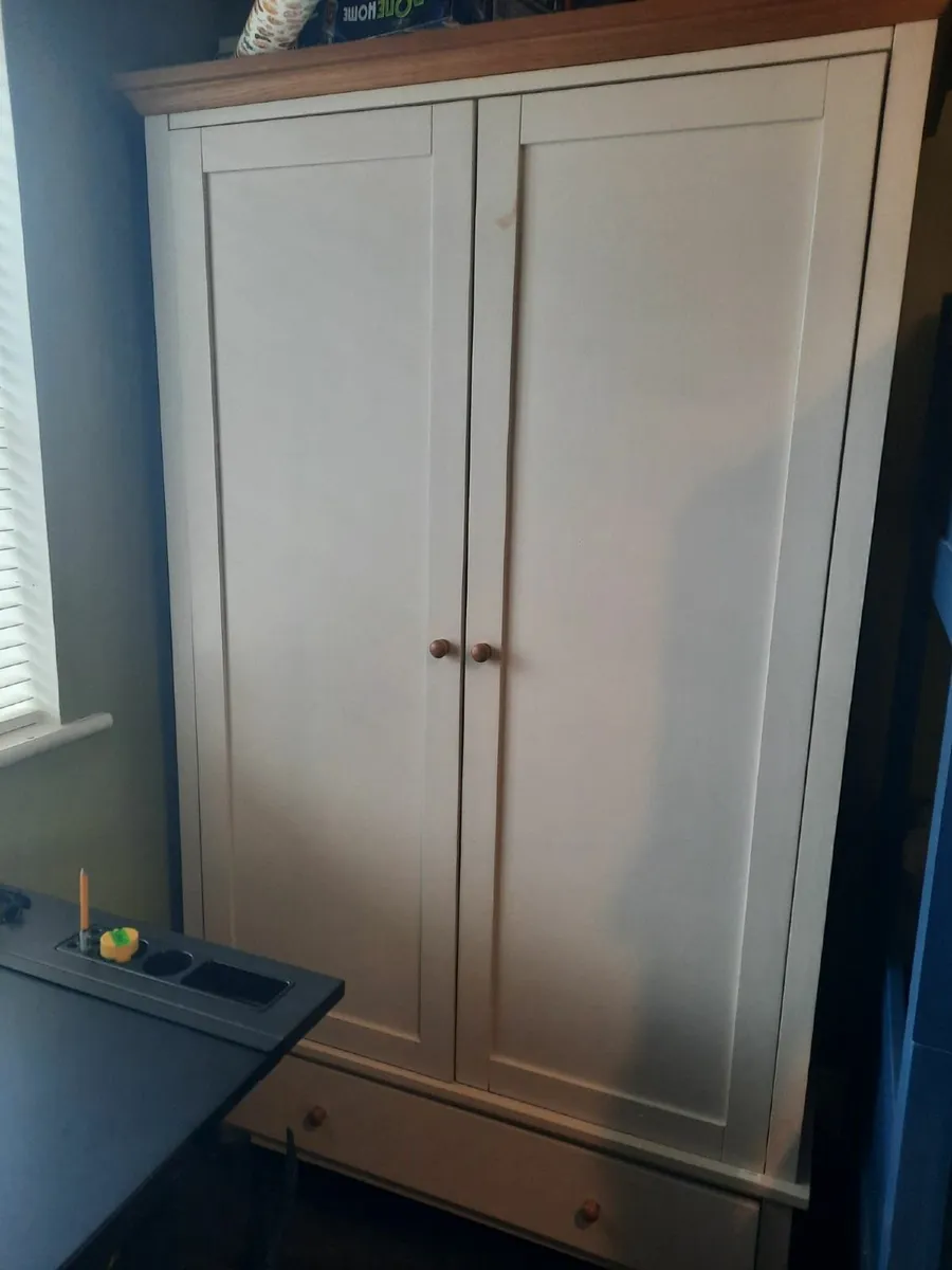 Furniture - Image 3