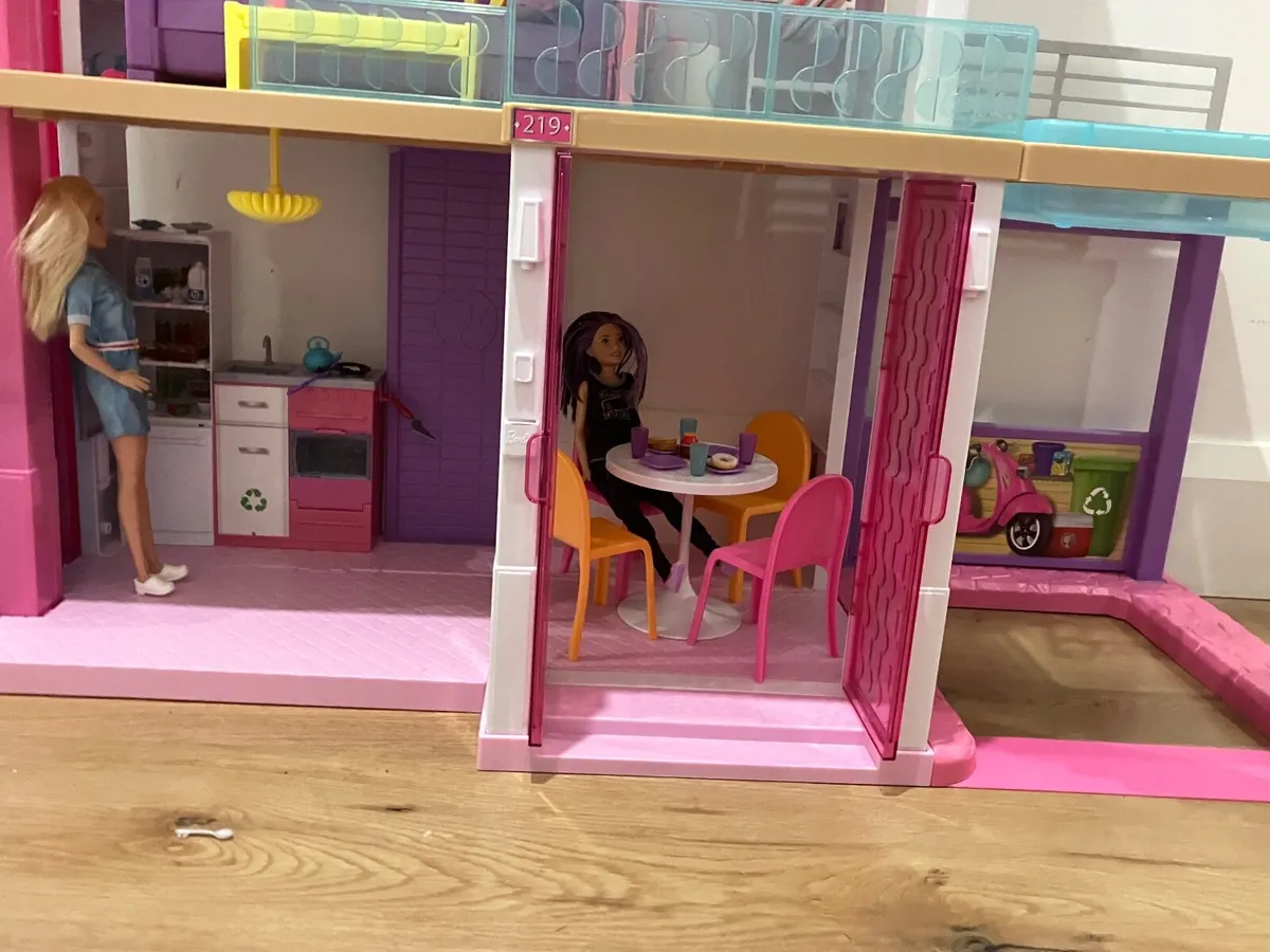 Barbie Dream House - Image 3