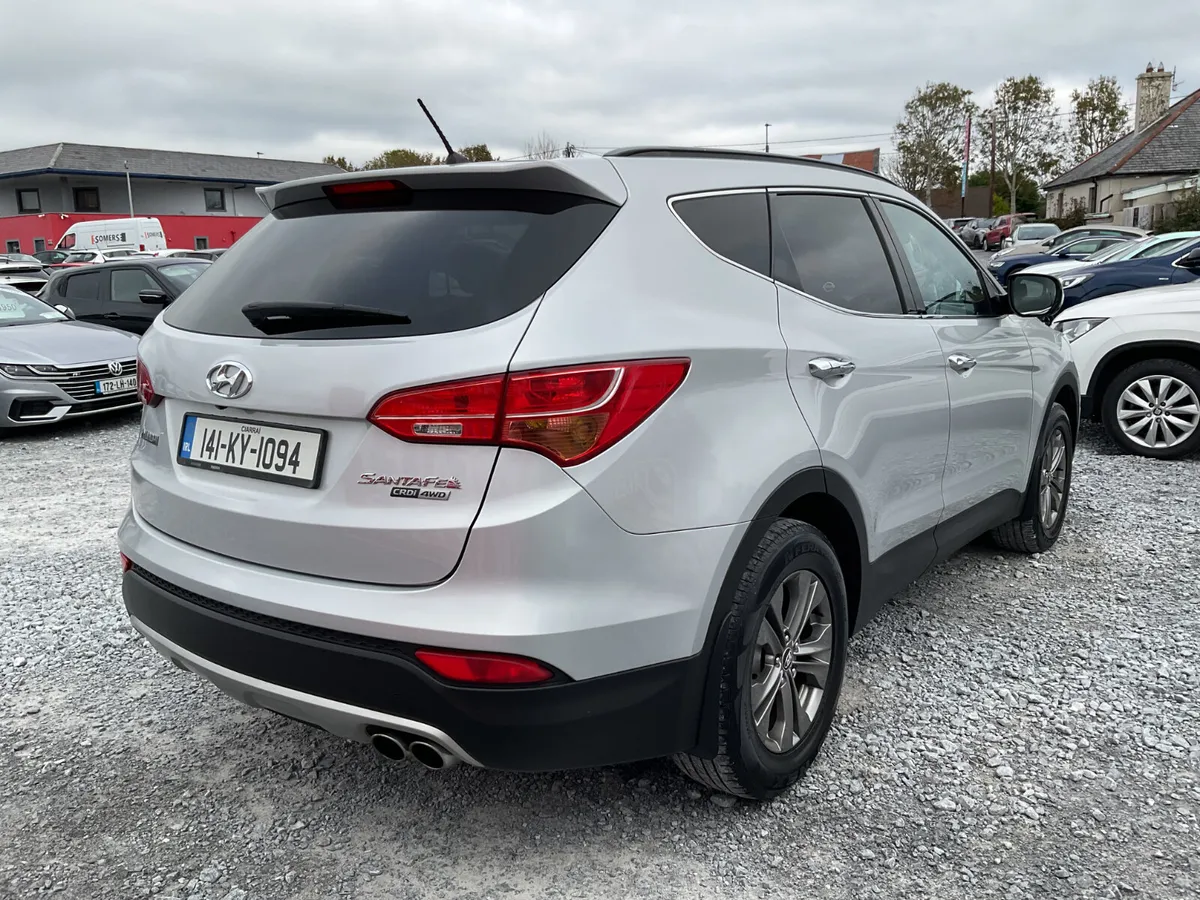HYUNDAI SANTA-FE 2.2 DIESEL 4WD 7 SEATER SPOTLESS - Image 4