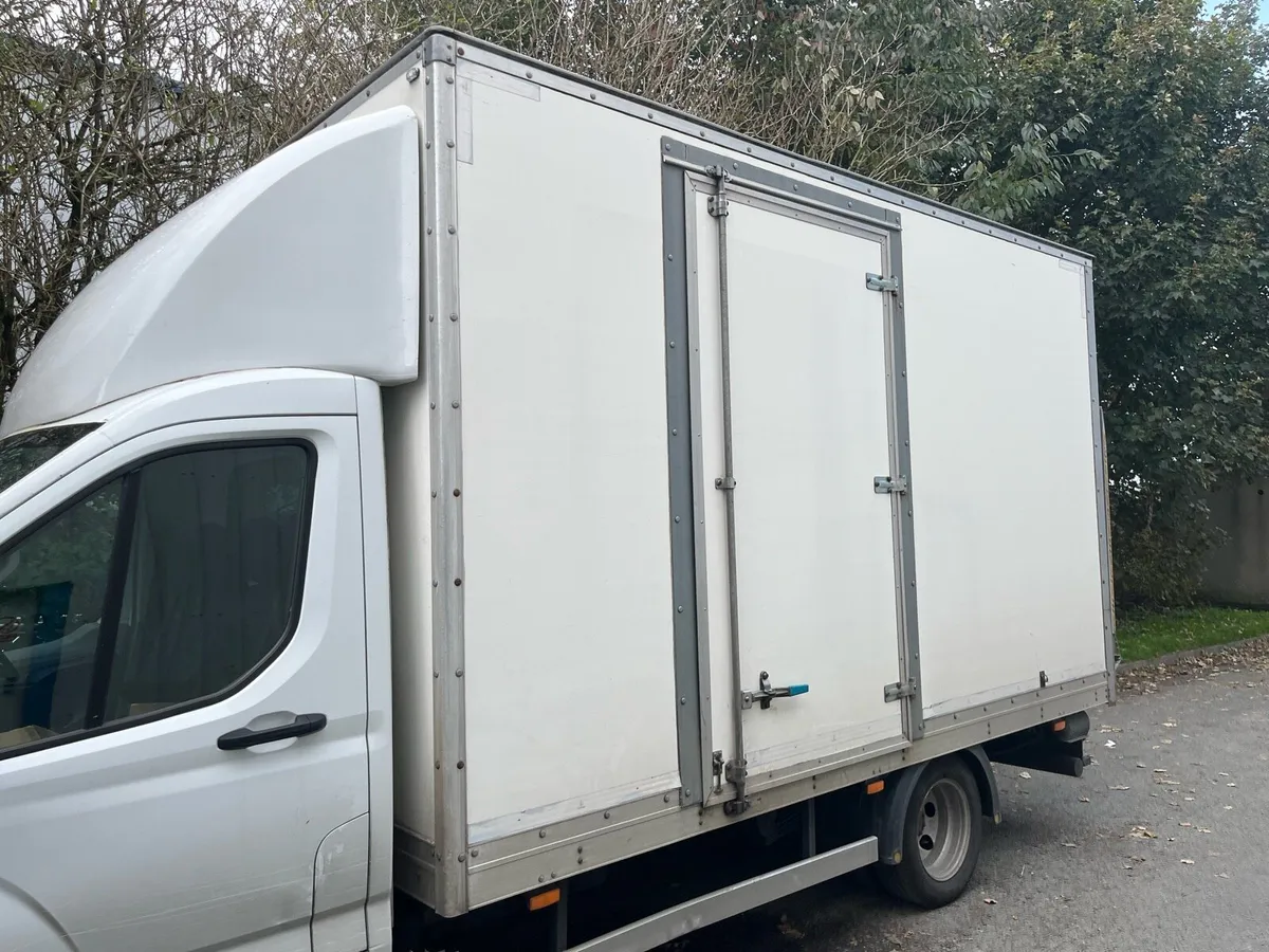 Box Body Commercial Van - Image 1