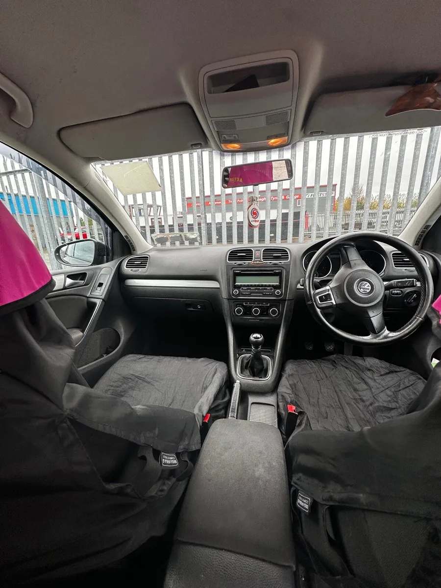 Black Mk 6 Golf 1.6 - Image 3